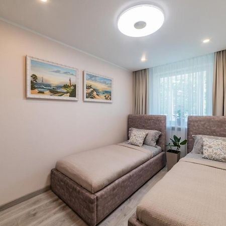 E.D. Luxury Apartaments Šiauliai Exteriör bild