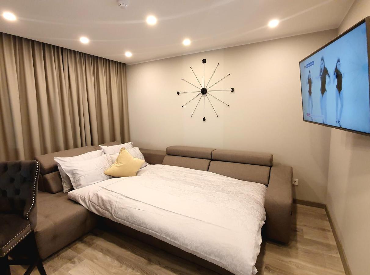 E.D. Luxury Apartaments Šiauliai Exteriör bild