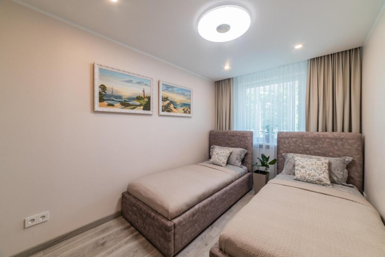 E.D. Luxury Apartaments Šiauliai Exteriör bild