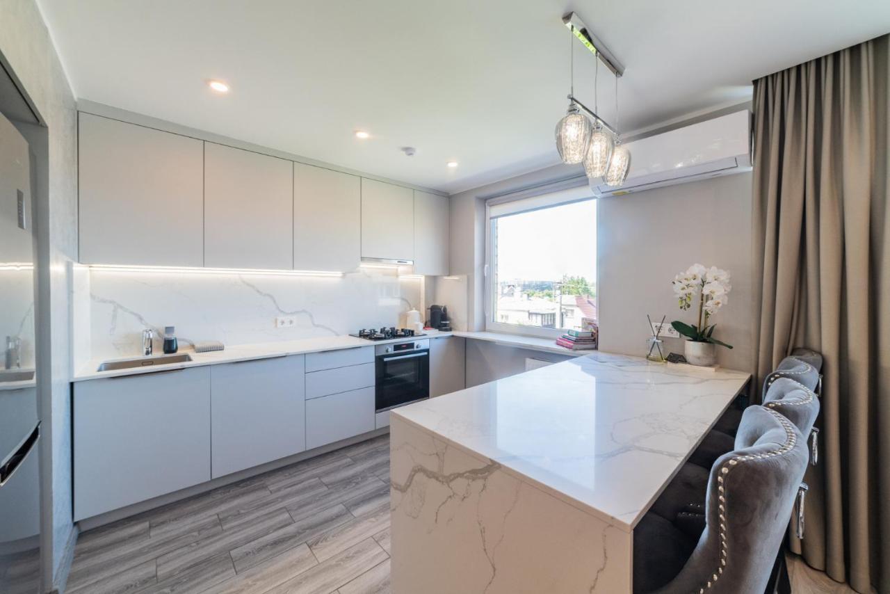 E.D. Luxury Apartaments Šiauliai Exteriör bild