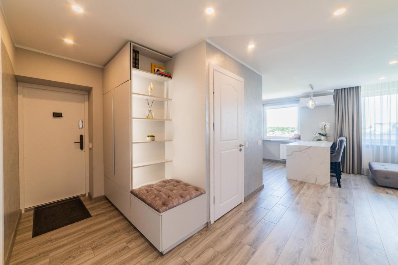 E.D. Luxury Apartaments Šiauliai Exteriör bild