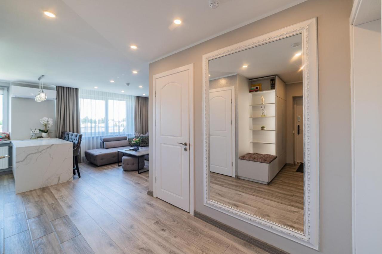 E.D. Luxury Apartaments Šiauliai Exteriör bild